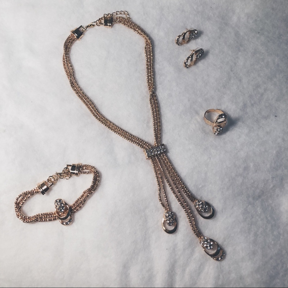 BUNDLE JEWELRY!